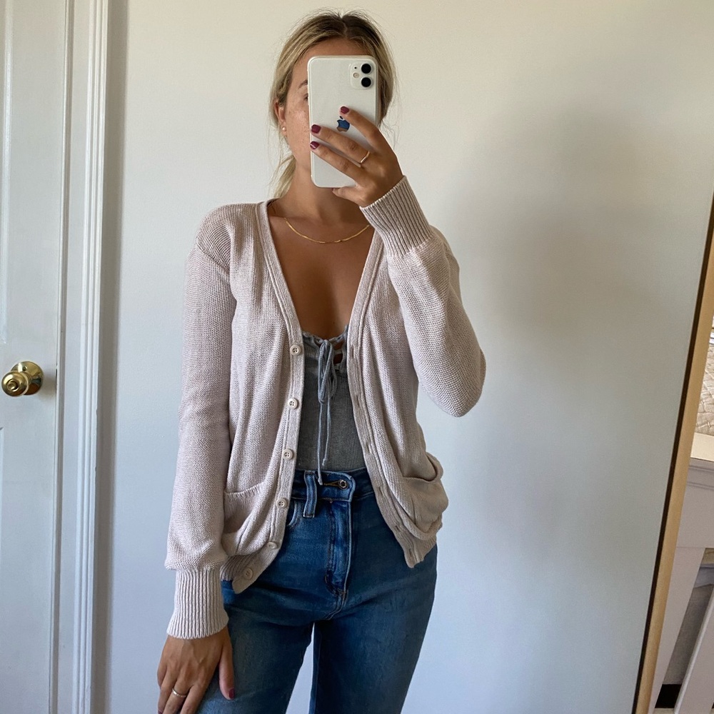 Lightweight cardigan